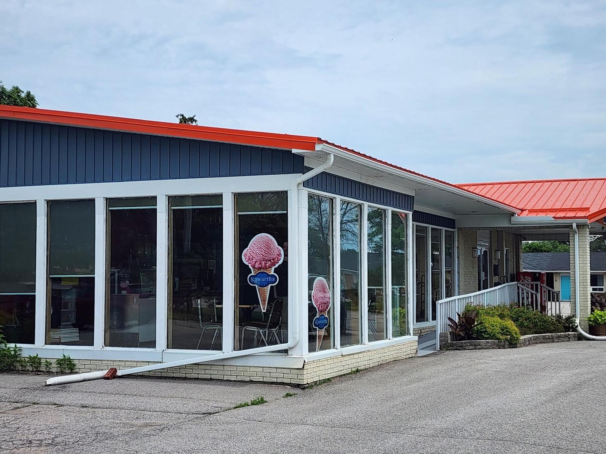 Howard Johnson By Wyndham Lindsay Dış mekan fotoğraf